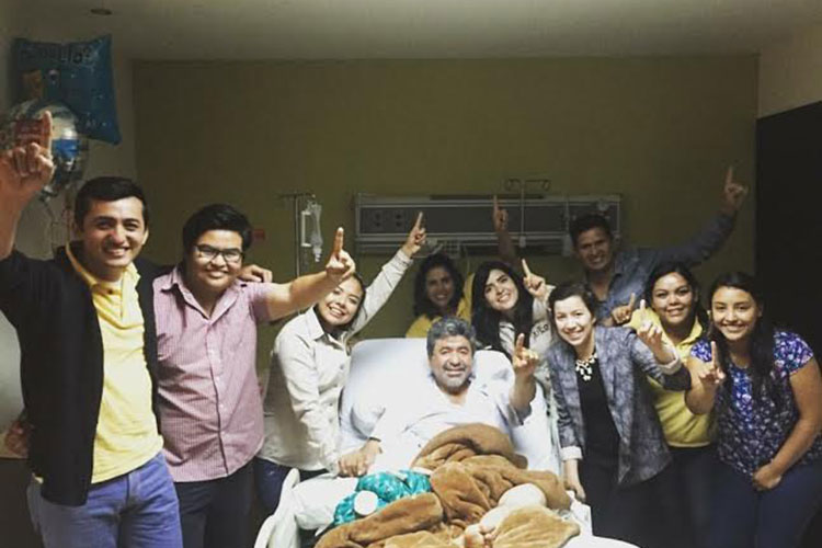 Familia de Xico visitan colonias de Victoria, él sigue hospitalizado