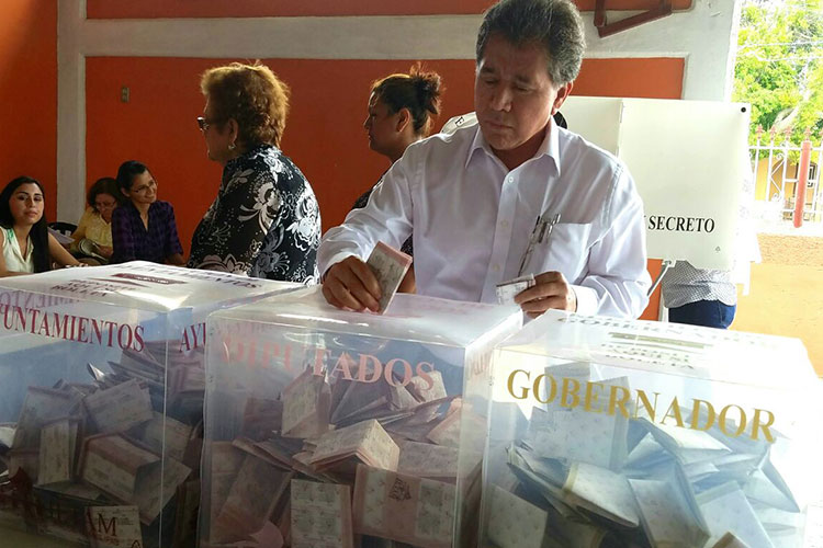 Abdíes Pineda llama a no quedarse en casa y votar