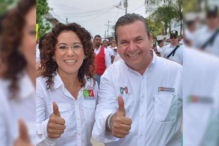 Una Tras Otra ¡Fuera corruptos del PRI!