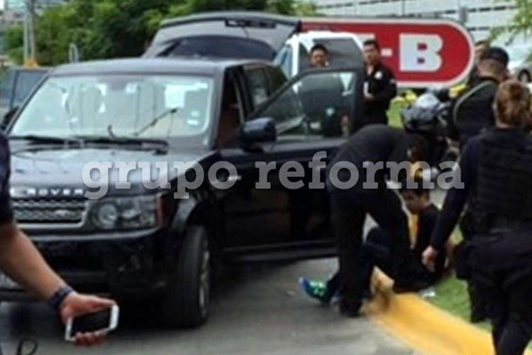 Balean a hijo de Gustavo Cárdenas