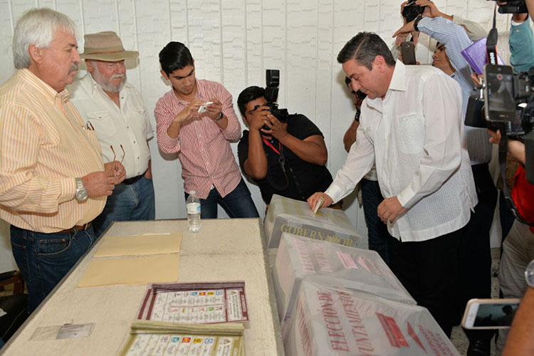 PRI declara ganador a Baltazar Hinojosa