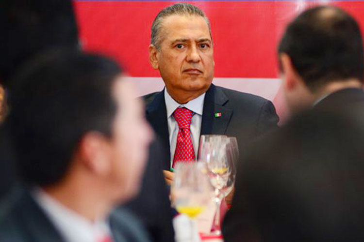 PAN ganó con candidatos del PRI: Beltrones