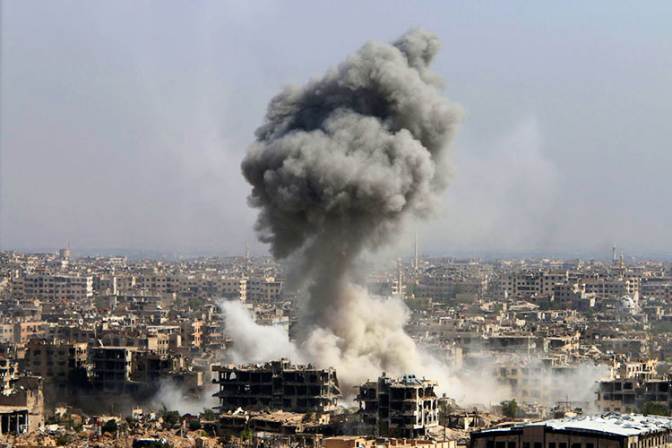 Al menos 80 muertos en bombardeos y combates en Yemen