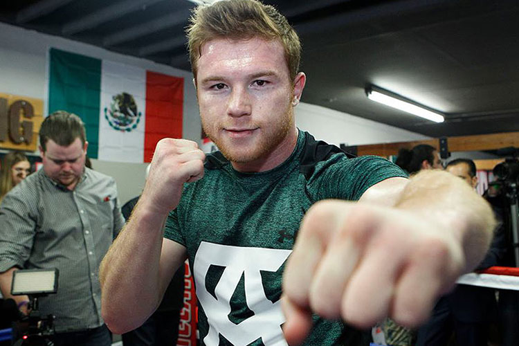 ‘Canelo’ ‘levanta la guardia’ frente a demanda en EU