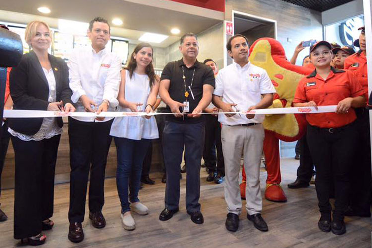 Abre puertas Carl’s Jr en Ciudad Victoria
