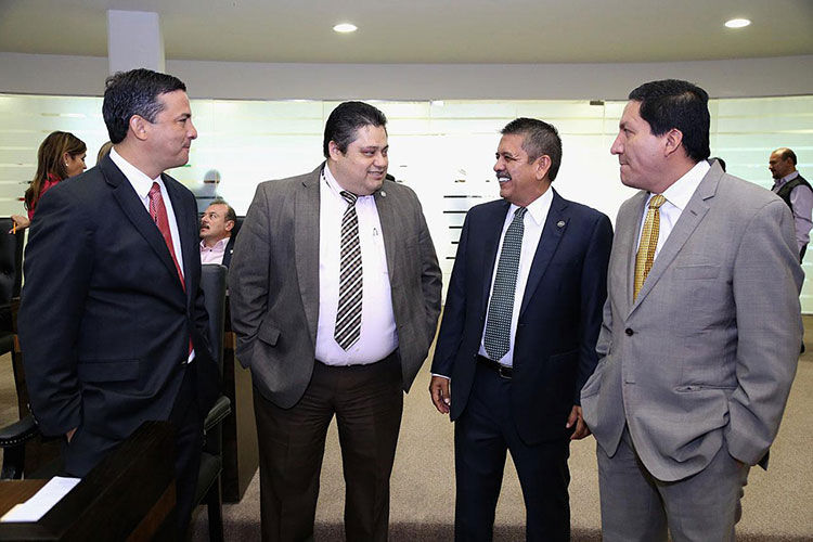 Colapsa clima en el IMSS Madero