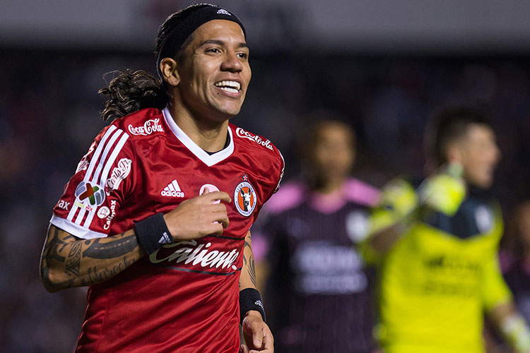 Dayro Moreno remplazaría a James Rodríguez