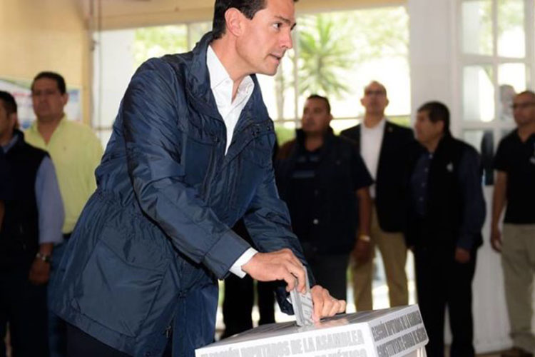 El Presidente EPM ejerce su derecho al voto