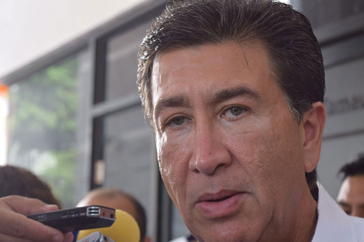 Héctor Yunes pide la presencia de la Policía Federal en Veracruz