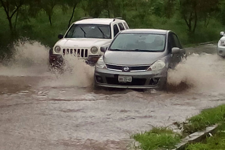Confirma Alcalde reubicación 7 familias por inundaciones