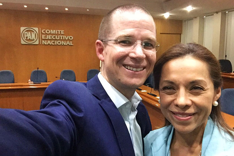 Renuncia de Beltrones es un llamada de atención fuerte