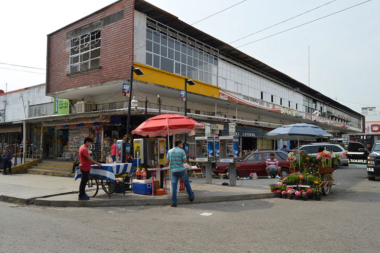 Comercio local sigue estancado en la crisis económica