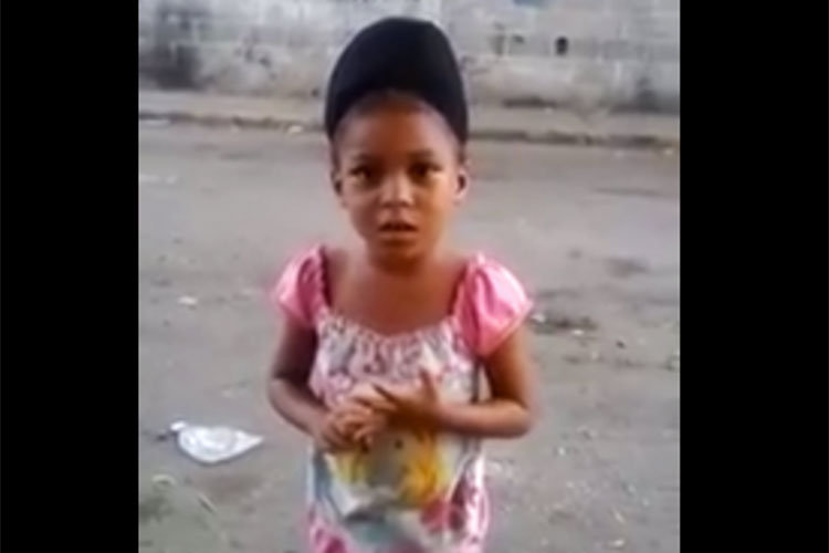 ‘Estoy cansada de la situación’, reclama niña a Nicolás Maduro