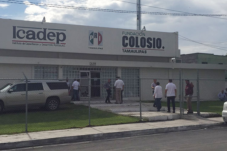 Se concentra Baltazar Hinojosa en el CDE del PRI