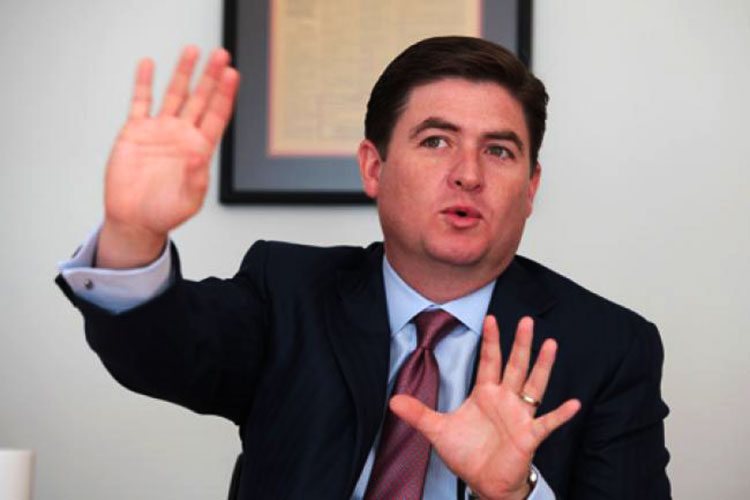 Embargan propiedades a exgobernador Rodrigo Medina