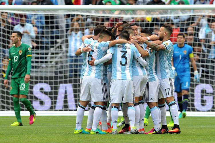 Argentina golea a Bolivia