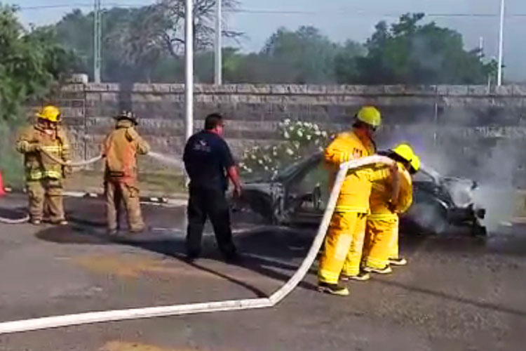 Simulacro en Hospital Regional atiende incendio en tiempo récord