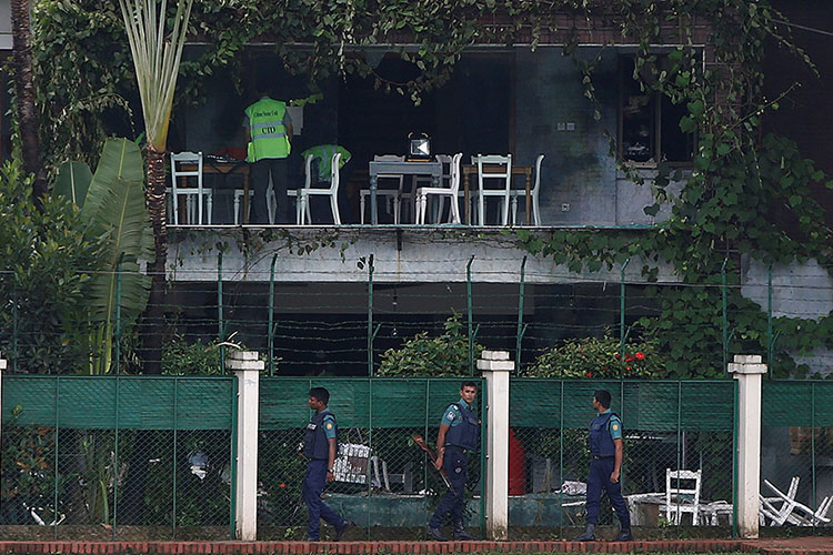 Bangladesh busca pistas del ataque