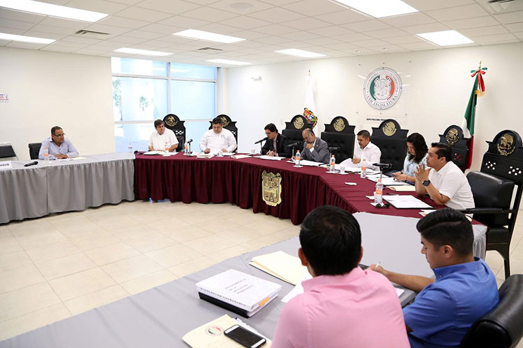 Misas de medio cuerpo, otro saldo de violencia: Iglesia