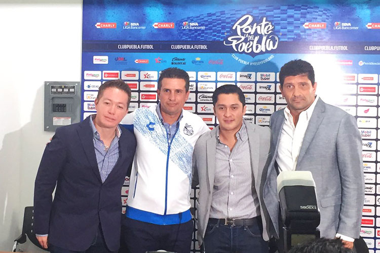 Club Puebla presenta a Ricardo Valiño como Director Técnico