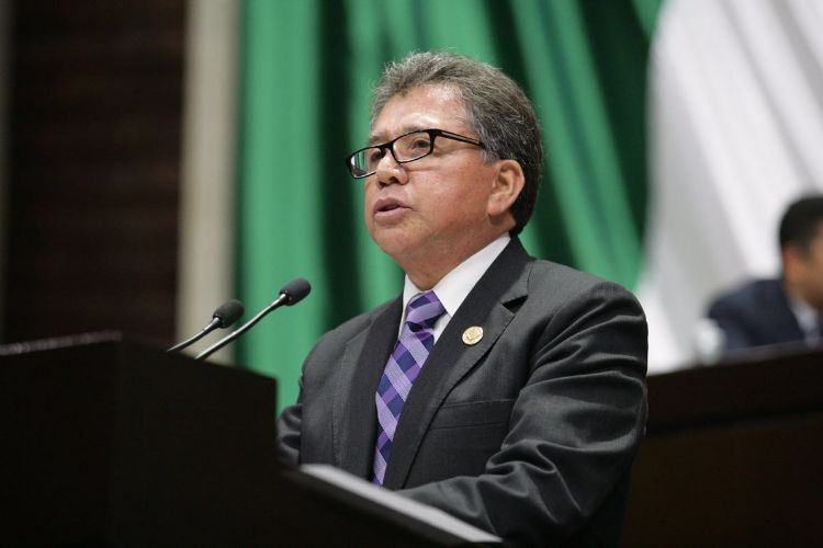 Deben de quitar el fuero: Abdies Pineda