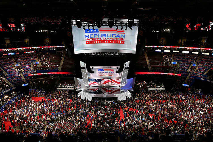 Chocan en Convención Republicana por virtual candidatura de Trump