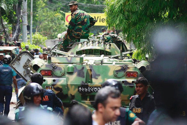 Prohíben empresas japonesas a sus empleados viajar a Bangladesh