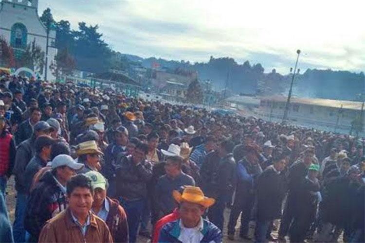 Matan al alcalde y síndico de San Juan Chamula en enfrentamiento