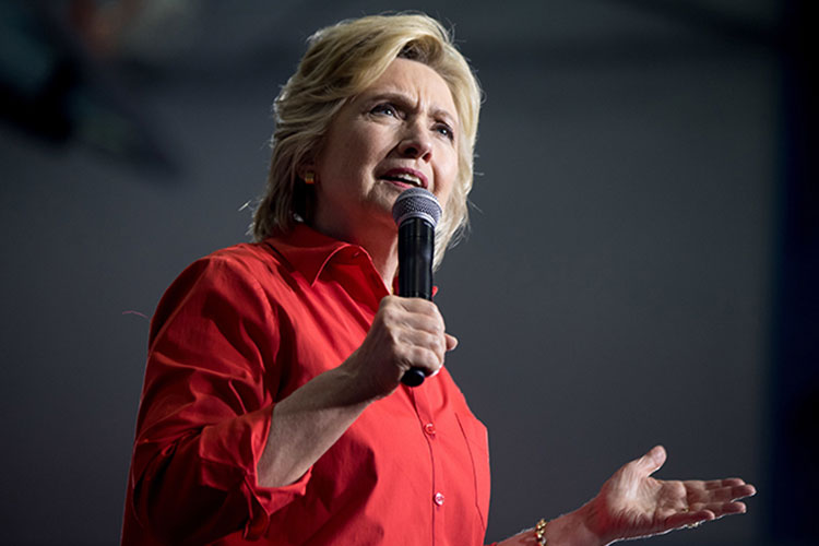 Hillary insiste en que Rusia hackeó al Partido Demócrata