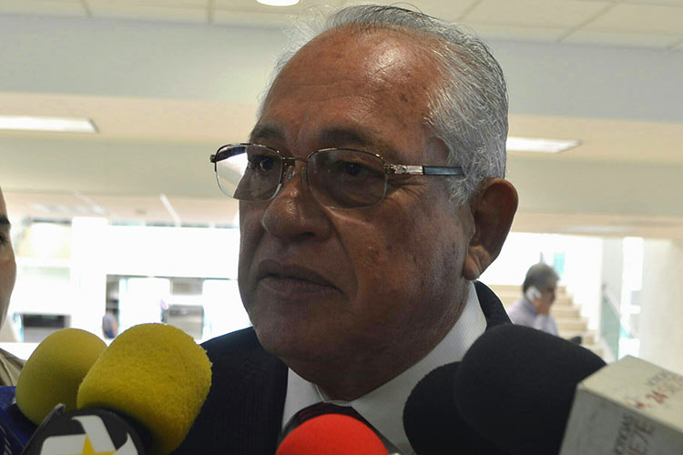 Convoca la FSTSE a estudiar Derecho Burocrático