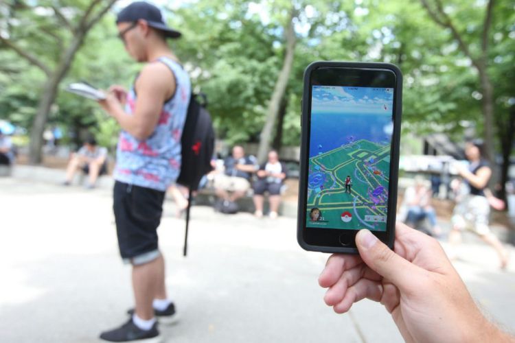 Juegos de moda en celulares dañan a jovenes: Evangélicos