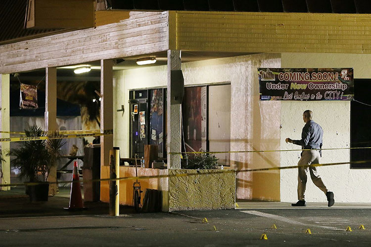 Dos muertos deja tiroteo en discoteca de Florida