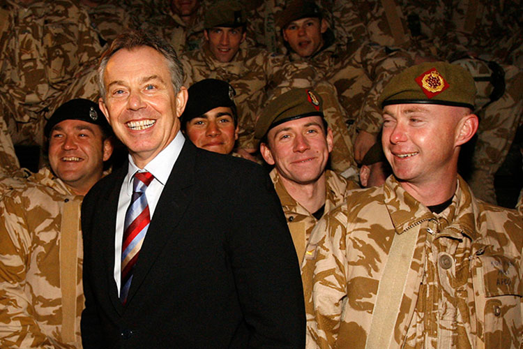 Informe oficial tunde a Tony Blair por la guerra en Irak