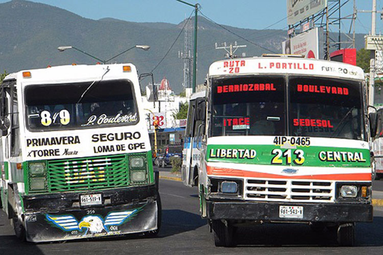 Descartan aumento de pasaje en transporte público