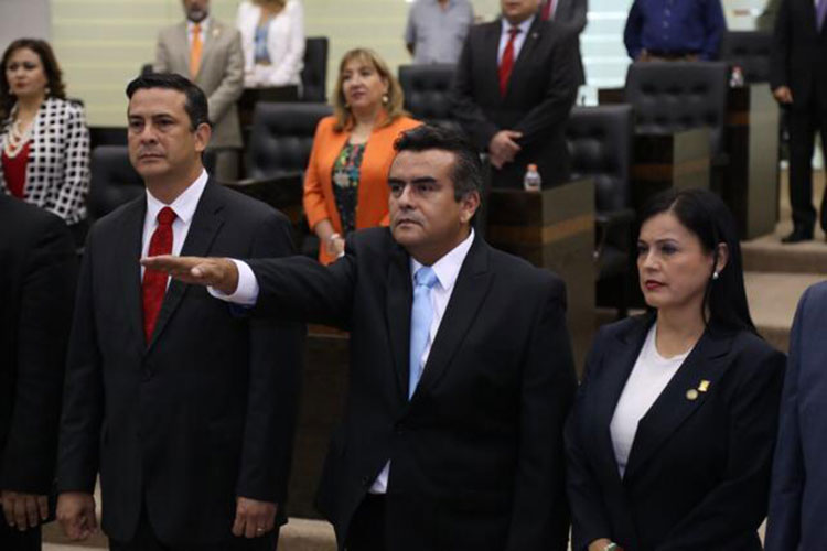 Renán Horacio rinde protesta como Magistrado del STJE en Tamaulipas