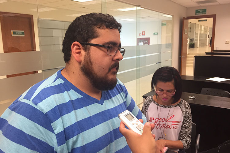 Tesorero de Guerrero renuncia y acusa a Alcaldesa de desviar recursos