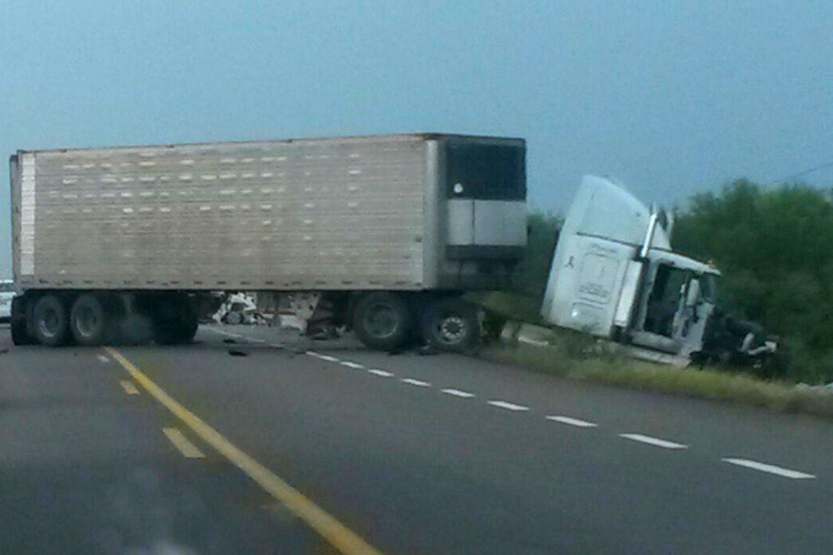 Registra carretera Zaragoza accidentes simultáneos