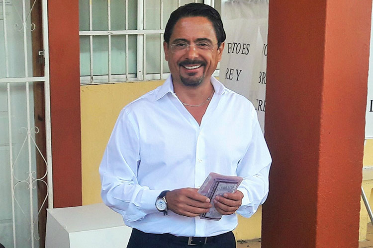 Comerciantes dan voto de confianza para Andrés Zorrilla