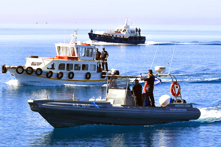 Al menos 4 muertos en Grecia tras choque de barcos