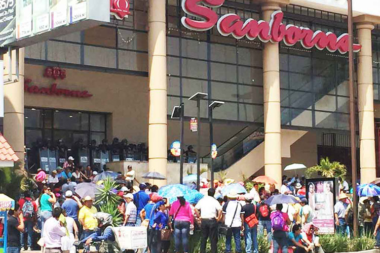 Pierde 75 mmdp la IP por la CNTE