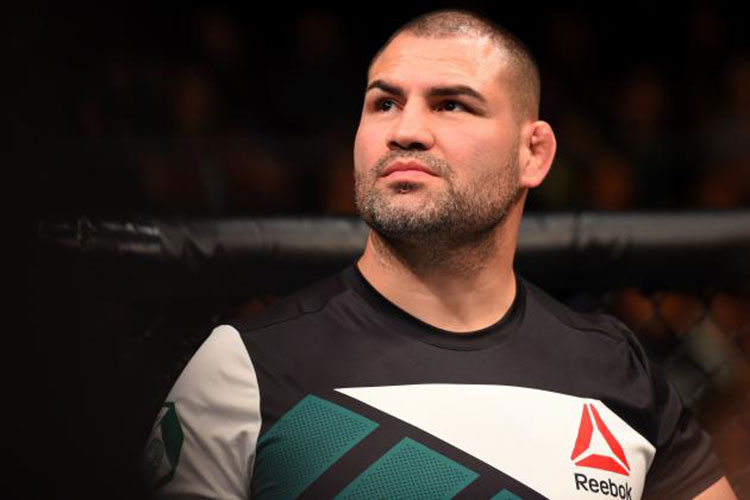 Caín Velazquez se dice listo para reconquistar el cetro