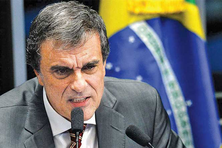 “Dilma es una víctima”: Cardozo