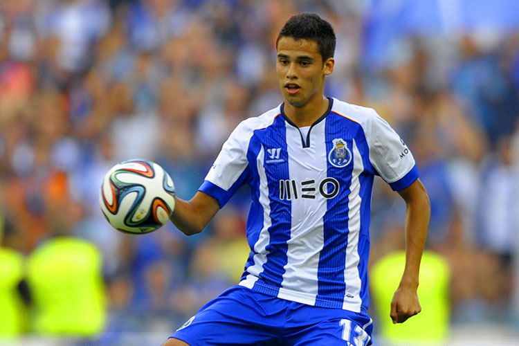 Diego Reyes anuncia su fichaje al Espanyol