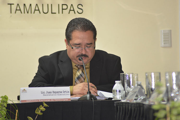 Renuncia Juan Ortíz Secretario Ejecutivo del IETAM