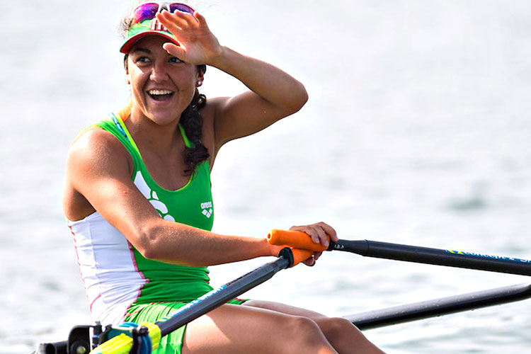 La mexicana Kenia Lechuga hacía las semifinales en remo