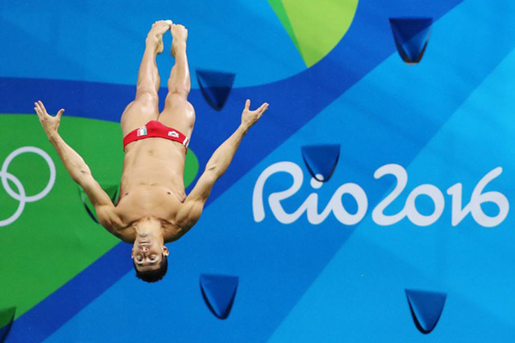 Pacheco a la final de clavados de 3 metros en trampolín