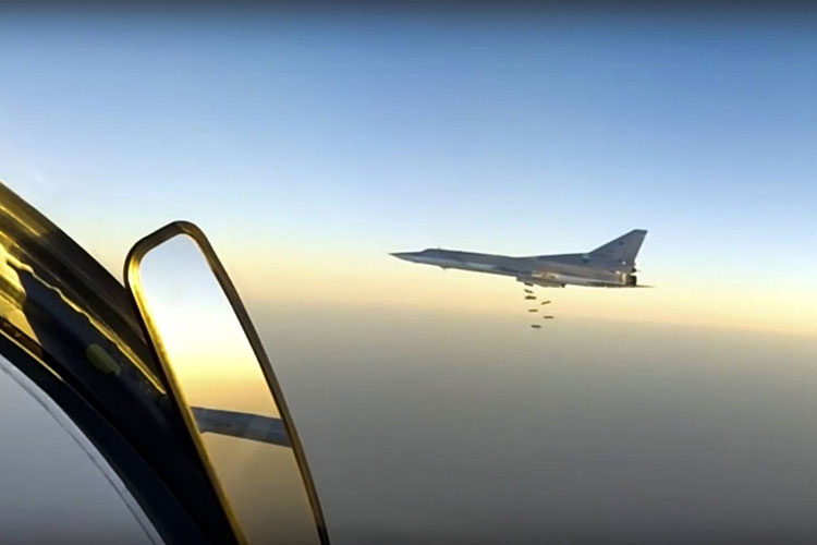Rusia bombardea Siria desde bases en Irán por primera vez