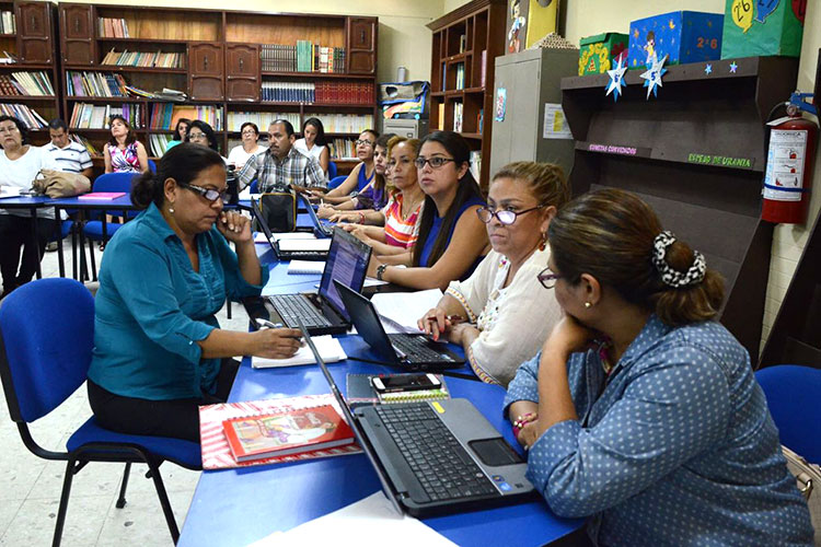 Evaluará SET nuevo modelo educativo
