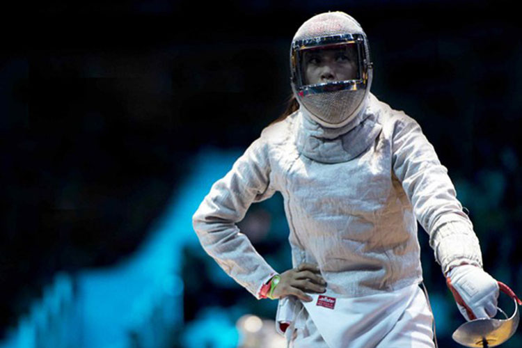 Úrsula González gana duelo de esgrimistas mexicanas