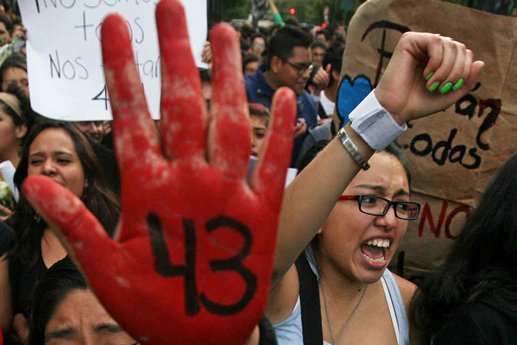 Se cumplen 2 años del Caso Ayotzinapa; PGR destinó $22 millones